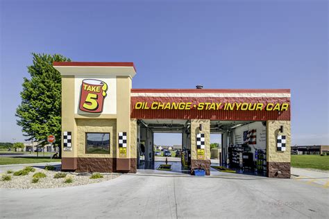 oil change sycamore il.